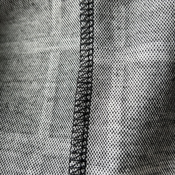 Crave Frame Patterned black and white hooded sweater small nwot - Picture 5 of 7